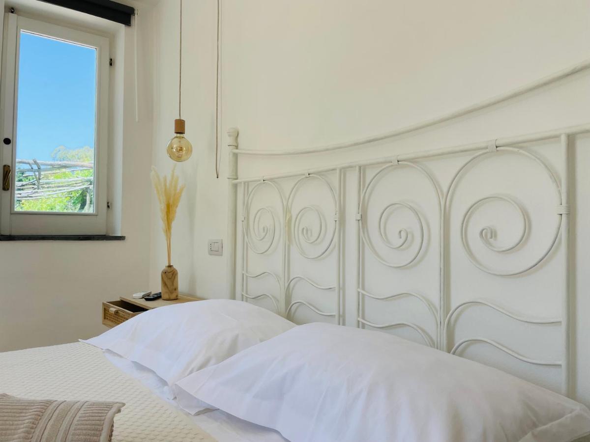 Villa Morea & Rooms In Procida Buitenkant foto